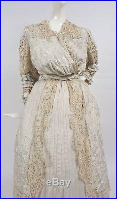 Rare Victorian Chinese Hand Emb Silk Dress Gown With Hand Made Lace Trims