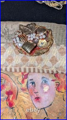 Rare Victorian Elaine ES8 HAND PAINTED PURSE WITH BROOCH