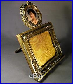 SUPERB LARGE 19th. CENTURY PICTURE FRAME & HAND PAINTED PORCELAIN MINIATURE