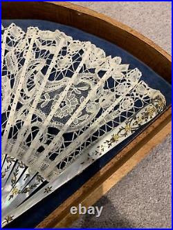 Stunning Antique Hand Fan Lace And Mother Of Pearl Framed Wall Case Box