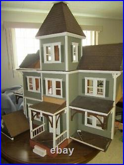 VTG 1960's LARGE HAND MADE WOOD DOLLHOUSE TOY DOLL VICTORIAN FARM HOUSE ANTIQUE