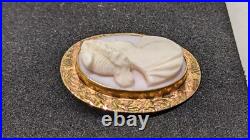 Victorian 10k Gold Classical Motif Hand-Carved Shell Cameo Brooch 2 Tone Gold