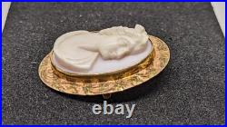 Victorian 10k Gold Classical Motif Hand-Carved Shell Cameo Brooch 2 Tone Gold