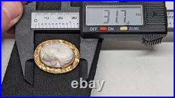 Victorian 10k Gold Classical Motif Hand-Carved Shell Cameo Brooch 2 Tone Gold