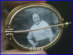 Victorian 15ct Gold Sweetheart / Memorial Brooch Photo Locket Hand Painted Bird