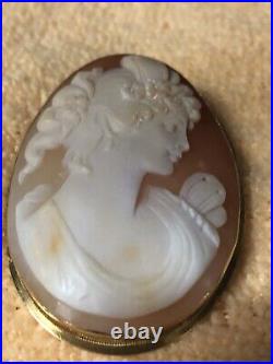 Victorian Antique 750 Gold Coral Cameo Pendant Pin Broche Hand Carved Very Rare