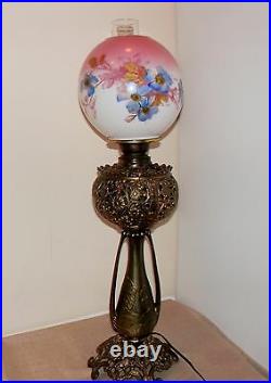 Victorian Banquet Oil Lamp Hand Painted with Florals Brass with great filigree work
