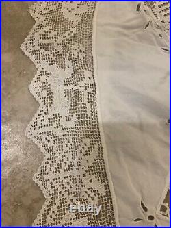 Victorian French Antique Hand Made Tablecloth Needle Lace Lion Eyelet 52