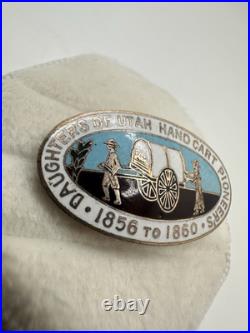 Victorian Gold Unsigned Daughters Utah Hand Cart Pioneers Brooch Pin RARE Read