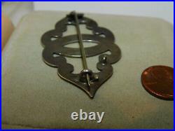 Victorian Hand Chased Engraved Beautiful Interlocking Silver Brooch Pin 4a 81