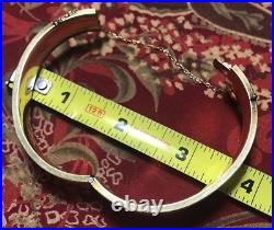 Victorian Hand-Etched Clap Bracelet, Exc. Cond 1-10 14k, Nice & Safety Chain