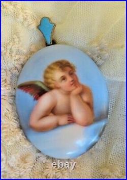 Victorian Hand Painted Cupid/Putti Locket Mint
