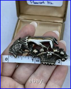 Victorian brooch Antique 19th century Womn's Hand Basket w Flowers GP 838 Silver
