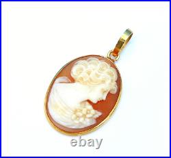 Vintage Victorian Hand Carved Shell Cameo Brooch Pendant 18K Yellow Gold Jewelry