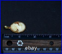 Vintage Victorian Hand Carved Shell Cameo Brooch Pendant 18K Yellow Gold Jewelry