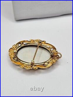 Vintage Victorian Hand painted 10k yellow gold brooch