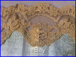 Vintage Victorian Lace Folding Ladies Hand Opera Fan Elegant Gold Guilt Framed